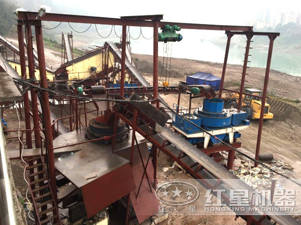 制砂機生產現(xiàn)場