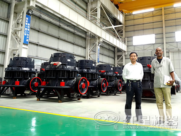 復(fù)合圓錐破碎機(jī)，私人訂制價(jià)格更實(shí)惠