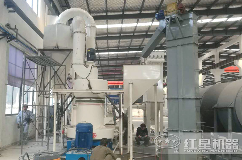 雷蒙磨粉機(jī)可以將鋁礬土磨成250目的細(xì)粉嗎？怎樣調(diào)雷蒙磨粉子粗細(xì)？