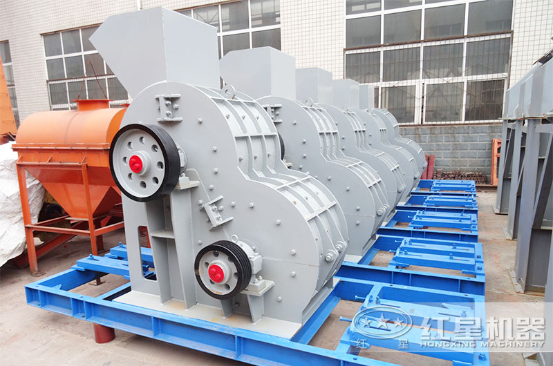 破碎赤泥可以用雙級破碎機(jī)嗎？有沒有時(shí)產(chǎn)35t的雙級破碎機(jī)