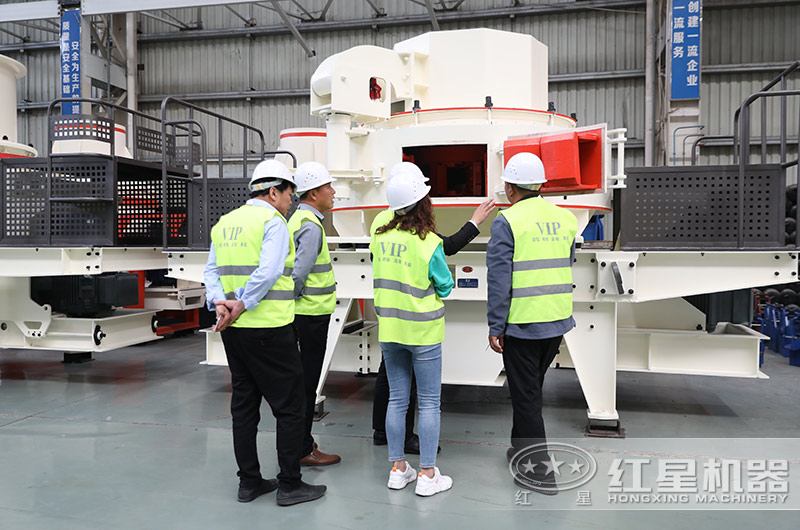 石頭制砂機投資大嗎？球磨機和制砂機哪個制砂效果好