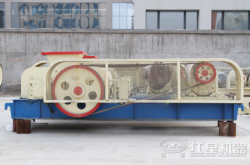 制砂選對輥破碎機(jī)還是沖擊式制沙機(jī)？