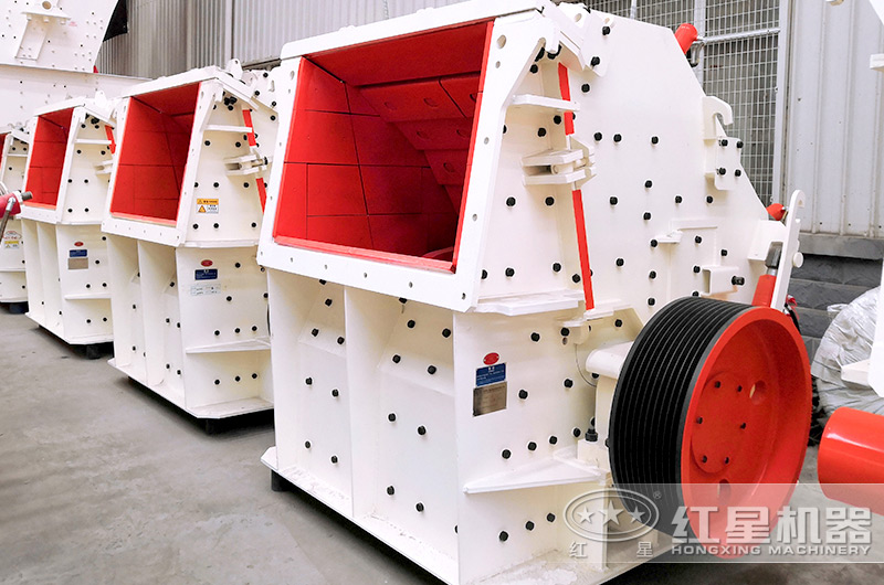 中碎粉碎機反擊式破碎機，粉碎軟料