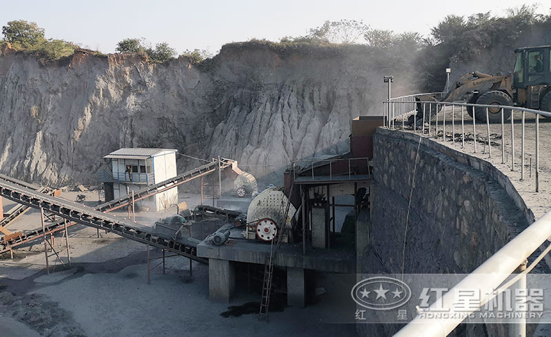 PCZ1615重錘式破碎機(jī)產(chǎn)量是多少？多少錢一臺？