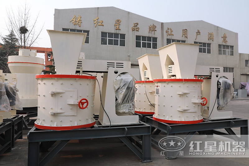 每小時(shí)10噸復(fù)合破碎機(jī)價(jià)格便宜，小型生產(chǎn)線必備