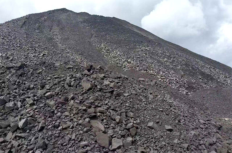 煤矸石有何用途？小型煤矸石粉碎機(jī)多少錢一臺？