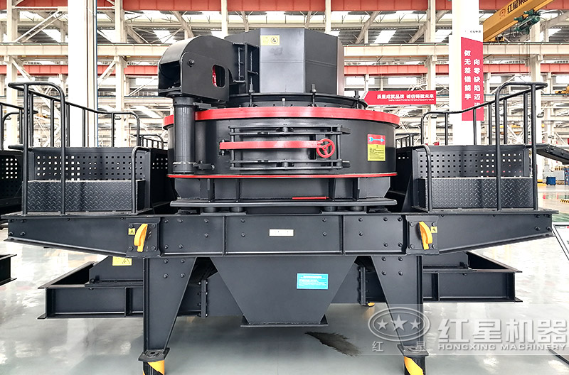 鵝卵石制沙機(jī)型號(hào)時(shí)產(chǎn)300噸有哪些，一臺(tái)價(jià)格多少？附視頻