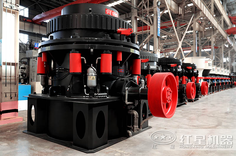 圓錐破碎機是如何實現(xiàn)過鐵保護的？液壓式與彈簧式有何不同？