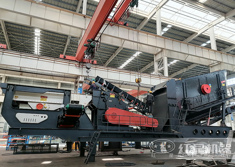 輪胎移動破碎機(jī)，依靠輪胎轉(zhuǎn)場移動