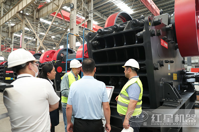 客戶來(lái)廠考察設(shè)備 客戶來(lái)廠考察設(shè)備